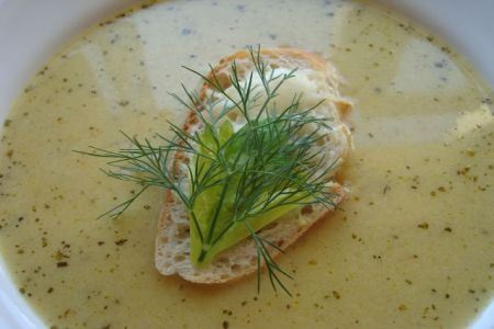 Supe. Supa crema de telina cu crutoane